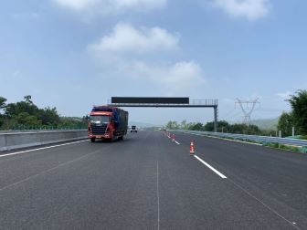 案例五 京新高速公路(G7)新疆境内大黄山至乌鲁木齐段改扩建